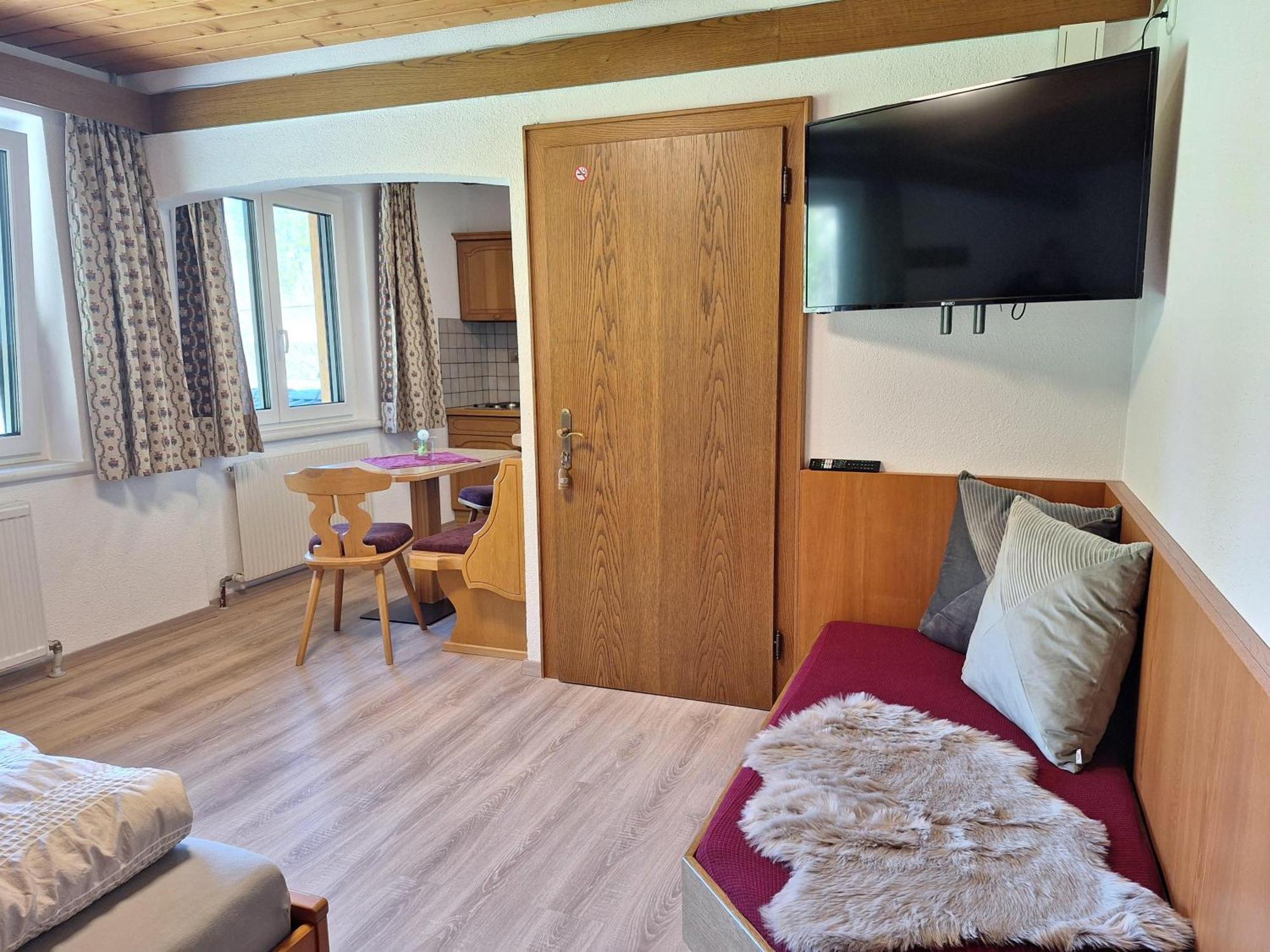 Appartamento Haus Sprenger Häselgehr Esterno foto