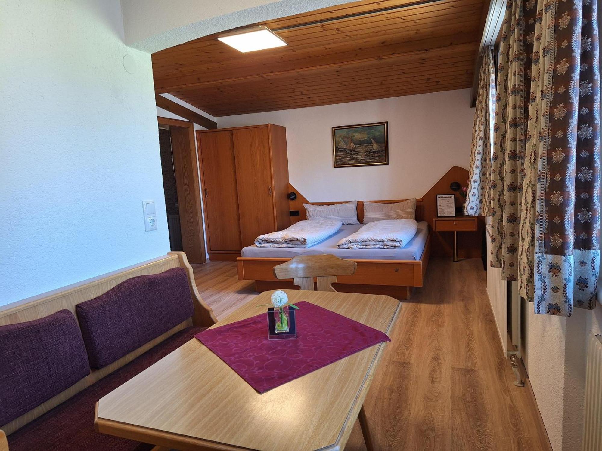 Appartamento Haus Sprenger Häselgehr Esterno foto